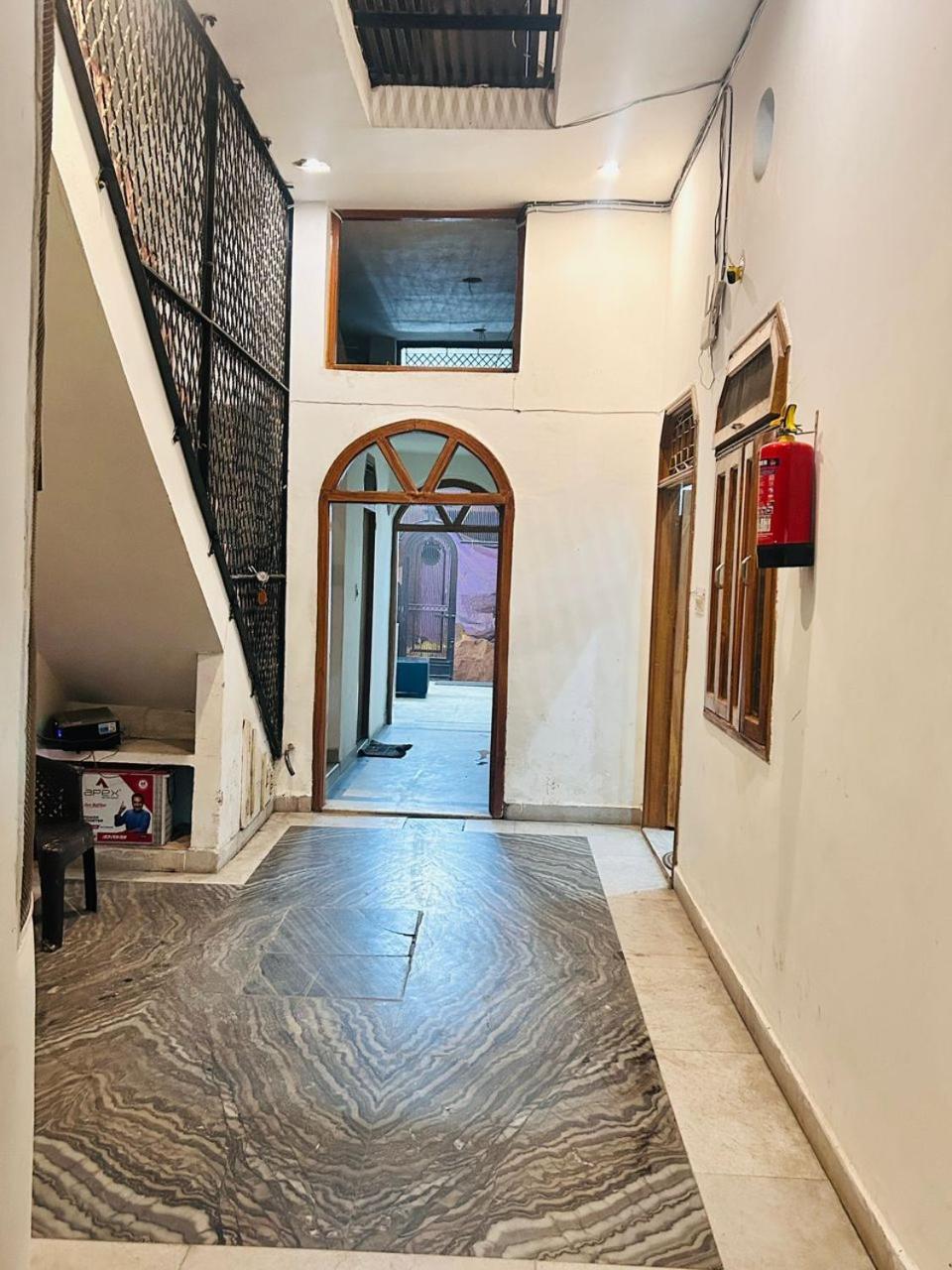 Agrawal Inn Guest House Mathura Esterno foto